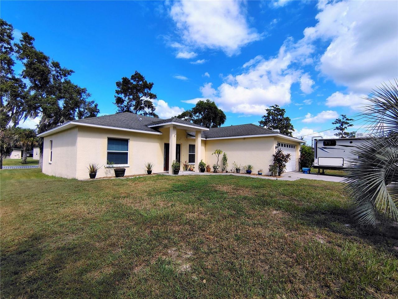 876 Cr 467, Lake Panasoffkee, FL 33538 Photo