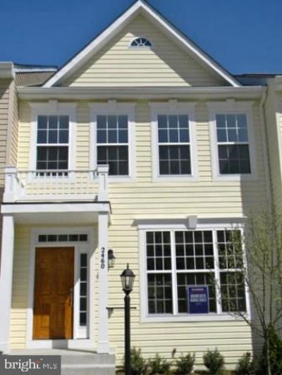 2460 Battery Hill Circle, Woodbridge, VA 22191 Main Photo