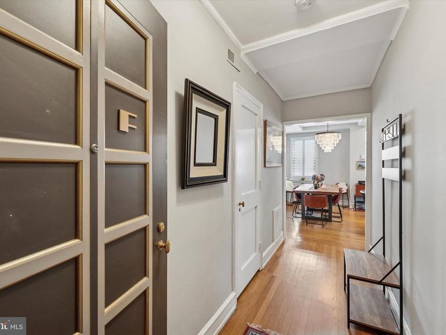 1901 Walnut Street, Unit 14F, Philadelphia, PA 19103 Main Photo
