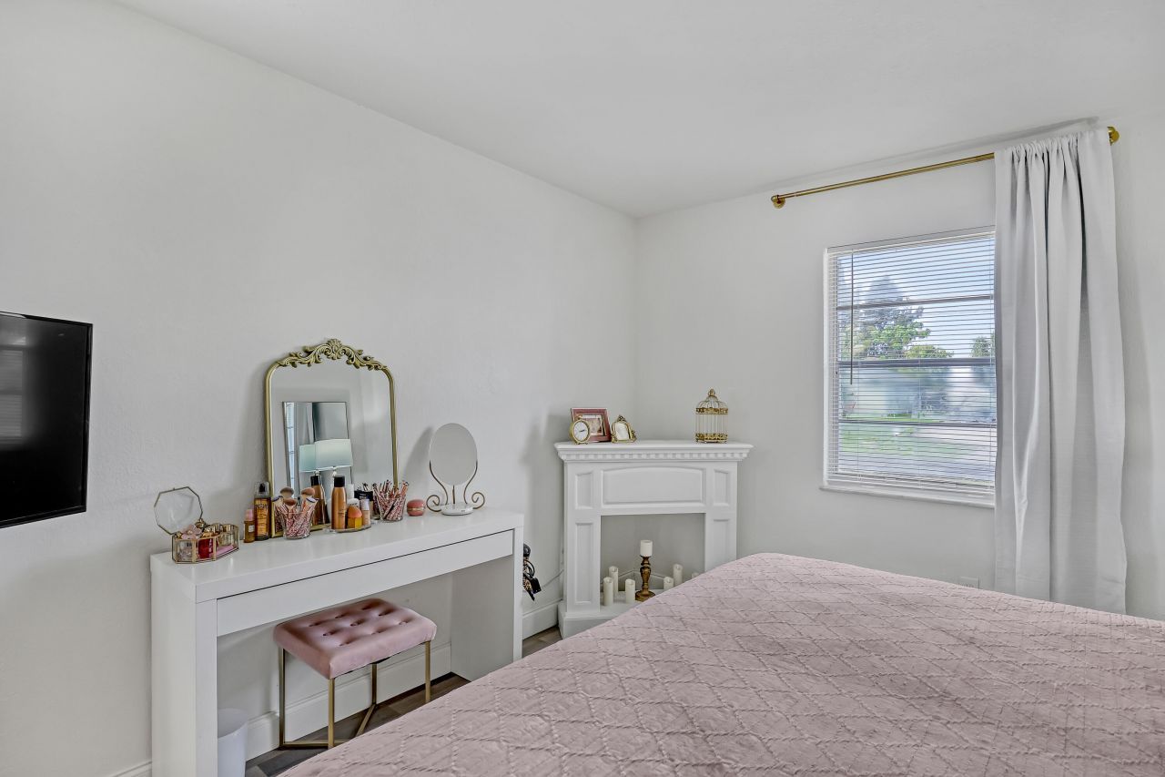 1925 SW Idaho Lane, Port Saint Lucie, FL 34984 Photo