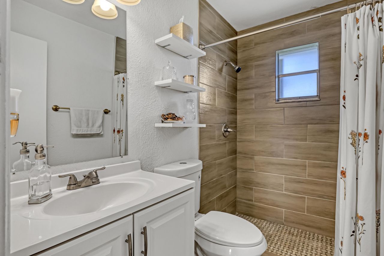 1925 SW Idaho Lane, Port Saint Lucie, FL 34984 Photo