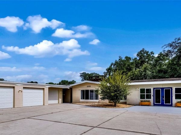 1200 LAKE HARNEY ROAD, GENEVA, FL 32732