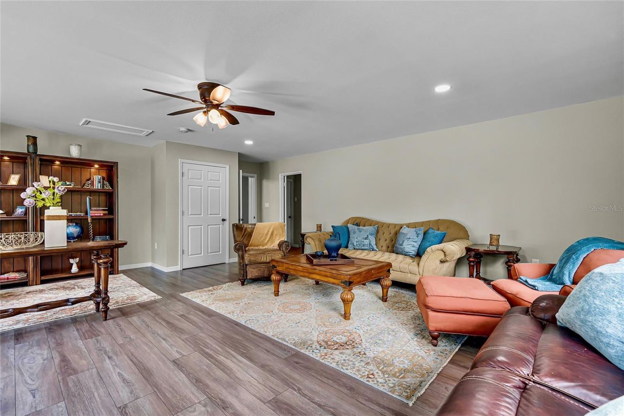 1200 Lake Harney Road, Geneva, FL 32732 Photo