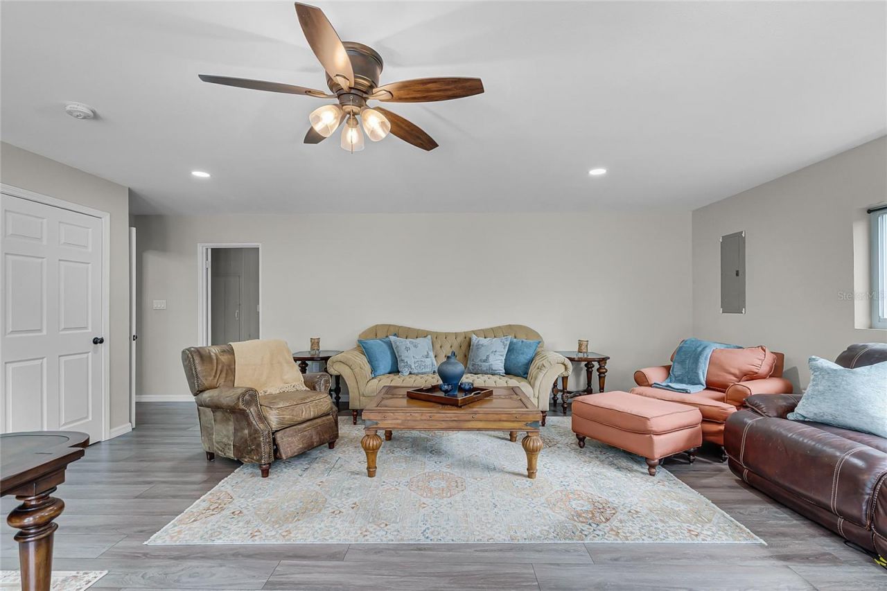 1200 Lake Harney Road, Geneva, FL 32732 Photo