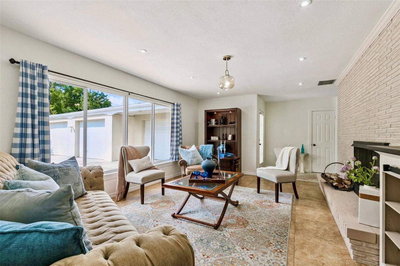 1200 Lake Harney Road, Geneva, FL 32732 Photo