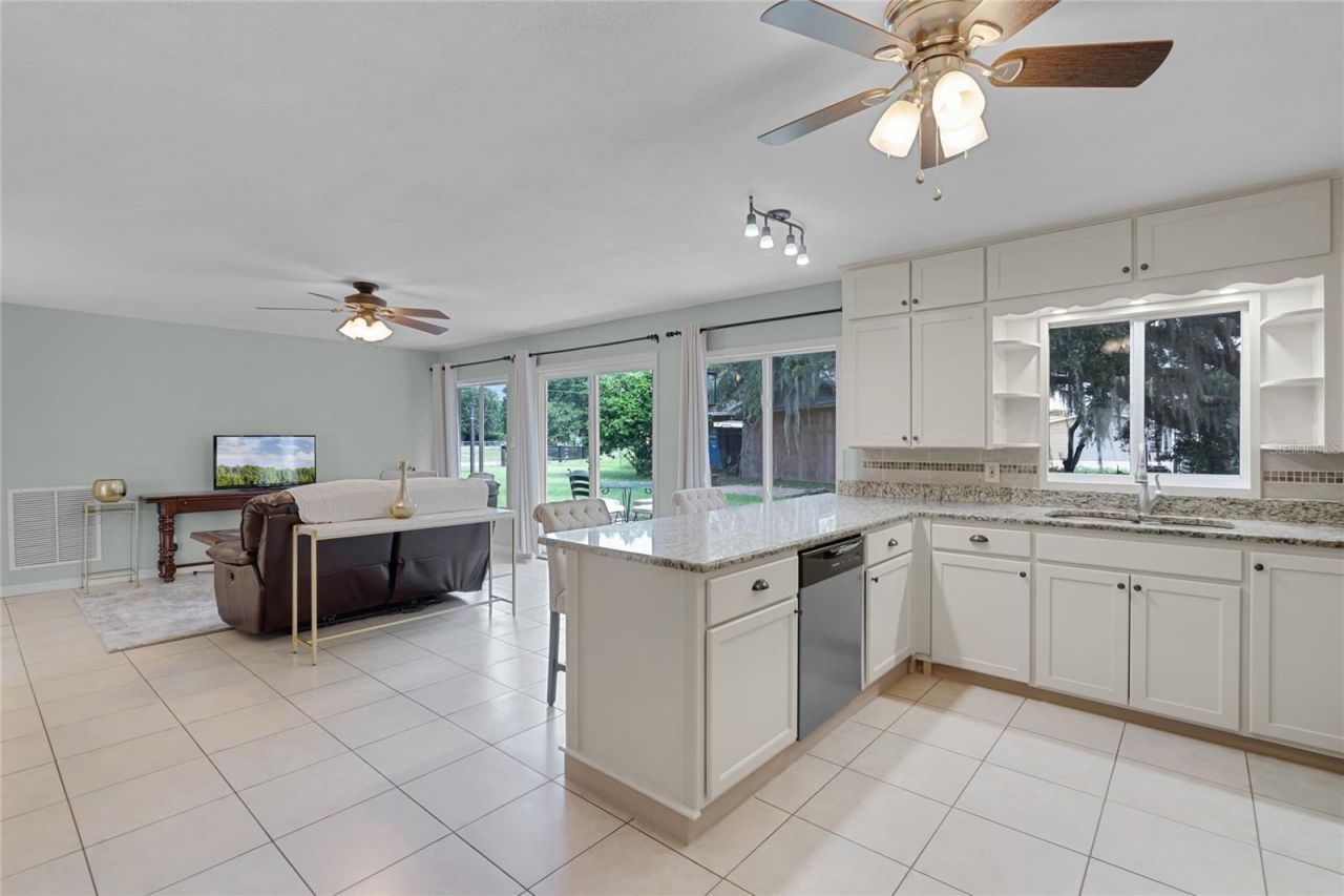 1200 Lake Harney Road, Geneva, FL 32732 Photo