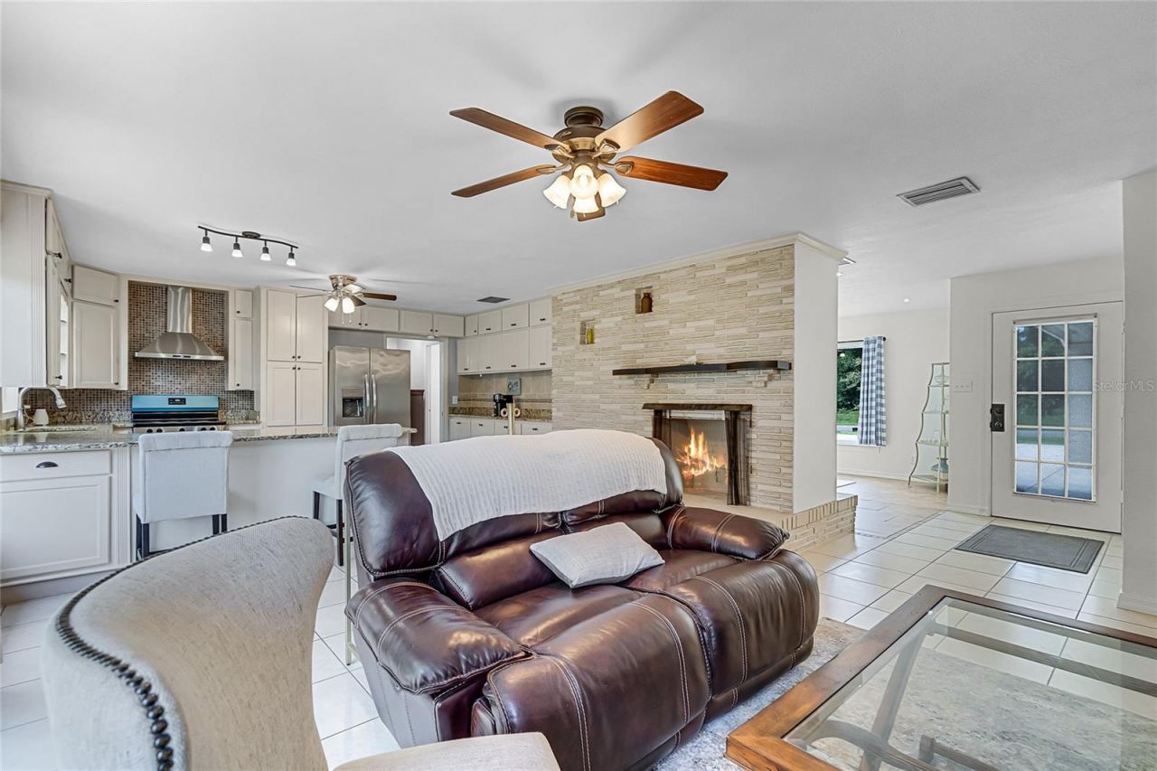 1200 Lake Harney Road, Geneva, FL 32732 Photo