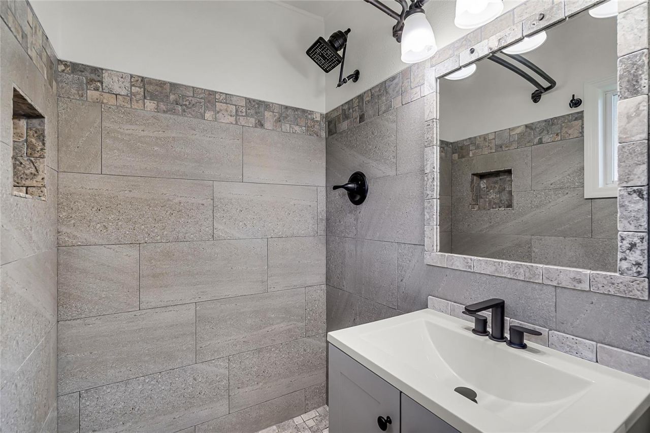 1200 Lake Harney Road, Geneva, FL 32732 Photo