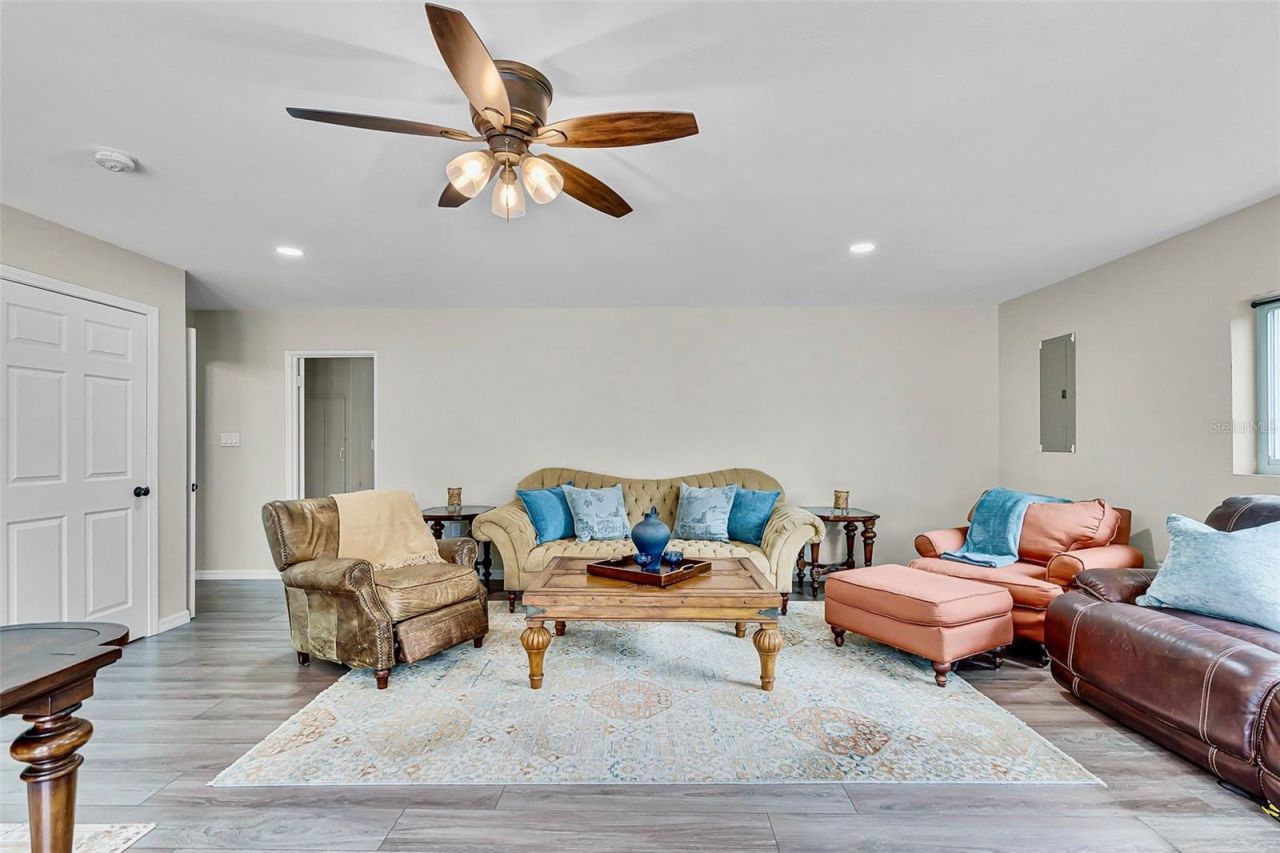 1200 Lake Harney Road, Geneva, FL 32732 Photo