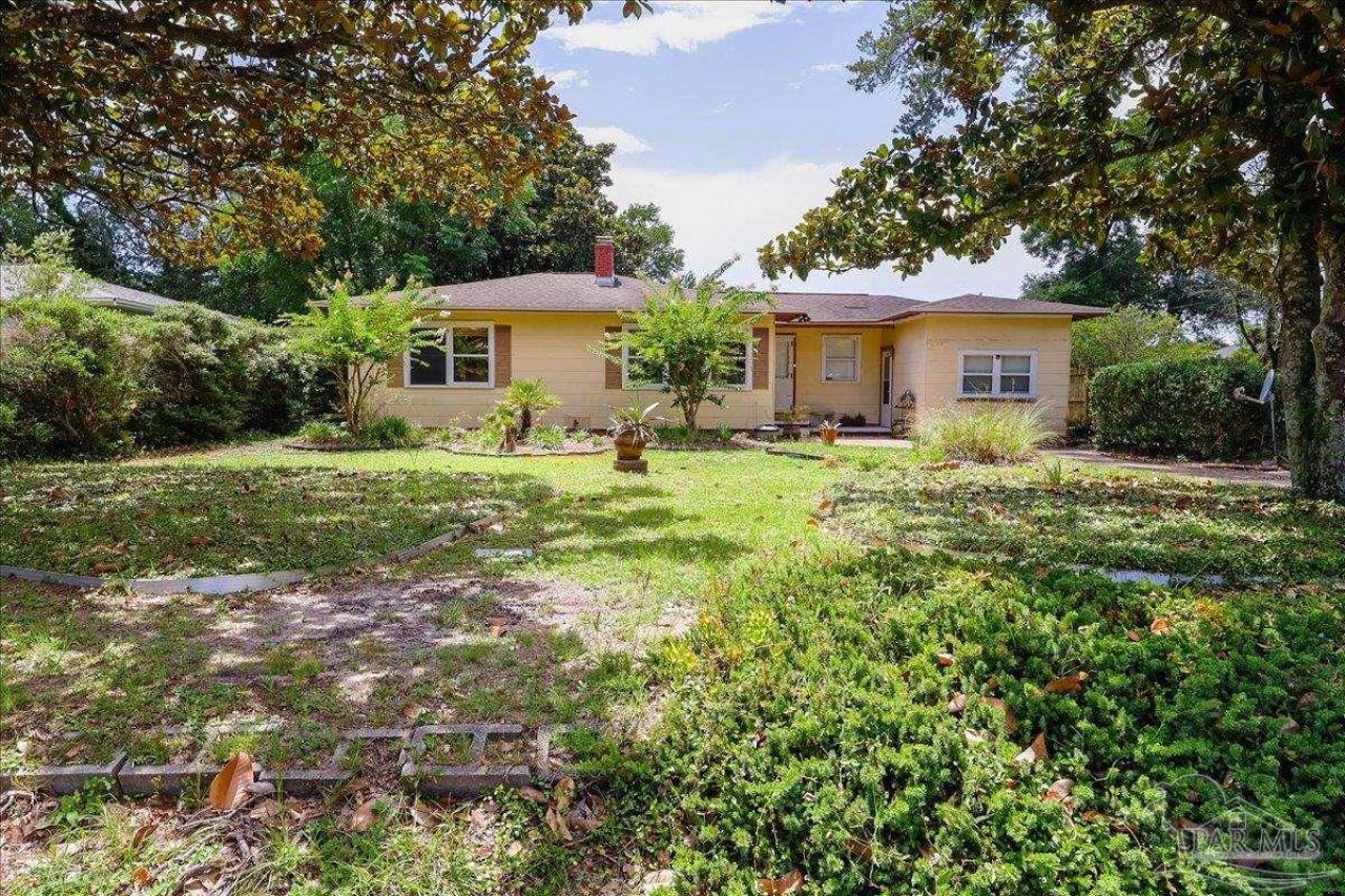 195 Harrison Ave, Pensacola, FL 32505 Main Photo