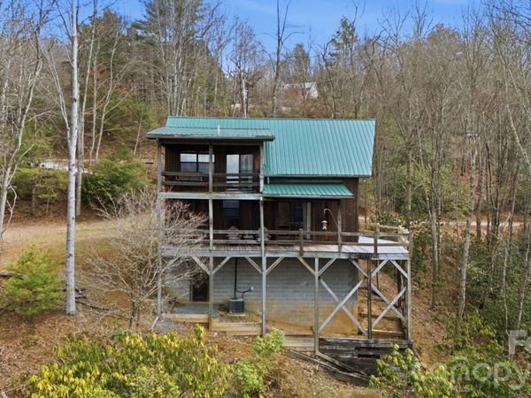 236 Valleyview Drive, Topton, NC 28781