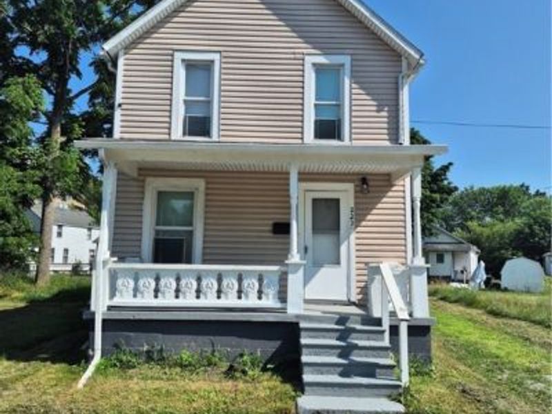 223 W 16th Street, Lorain, OH 44052 Photo 1