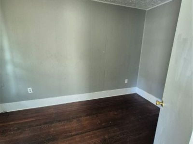223 W 16th Street, Lorain, OH 44052 Photo 3