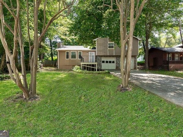 795 Sheppard Cove, Stone Mountain, GA 30083