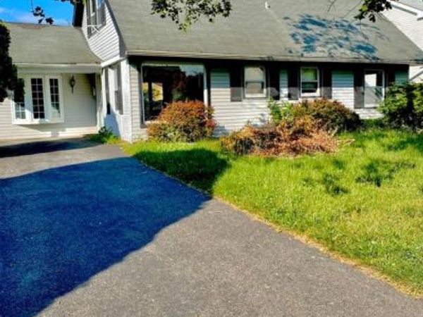 46 BEAVERDALE LANE, WILLINGBORO, NJ 08046