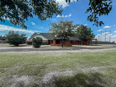 W US Highway 70, Plainview, TX 79072