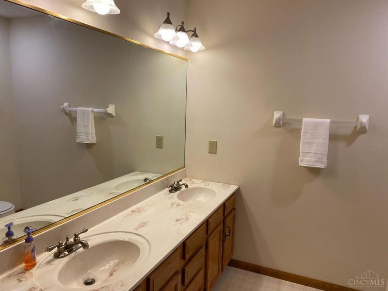 5901 Jenny Marie Court, Fairfield Twp, OH 45011 Photo 30