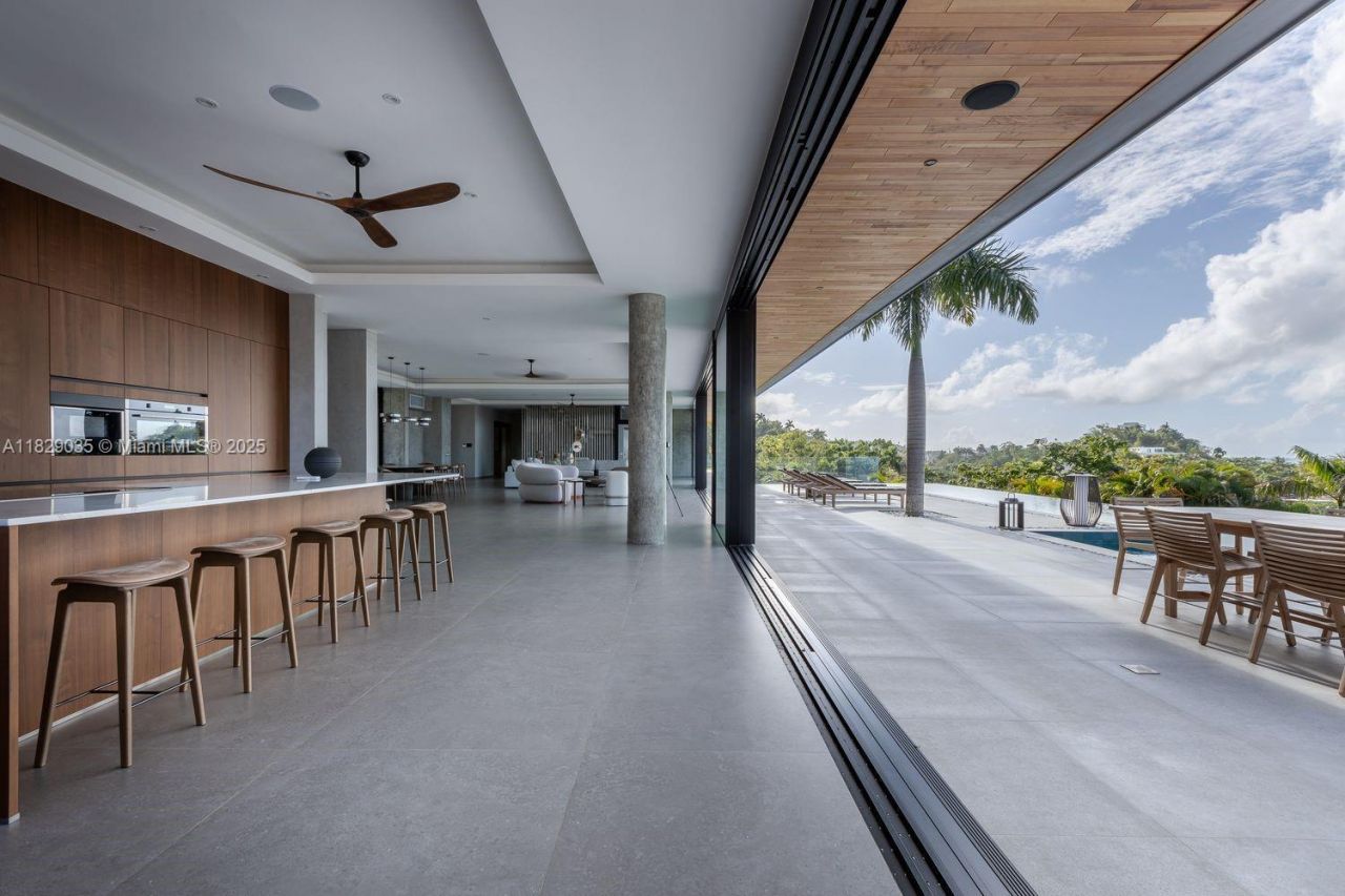 000 8g99+hr Las Terrenas, Dominican Republic, , FL 32000 Photo