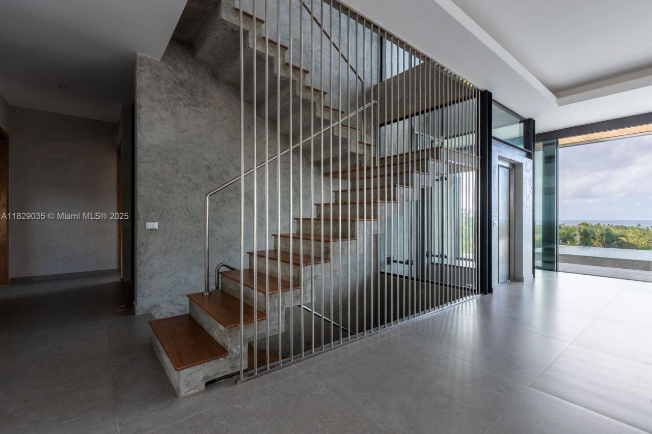 000 8g99+hr Las Terrenas, Dominican Republic, , FL 32000 Photo