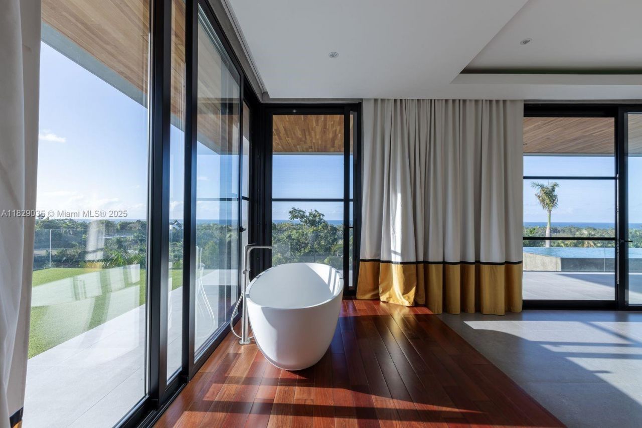 000 8g99+hr Las Terrenas, Dominican Republic, , FL 32000 Photo