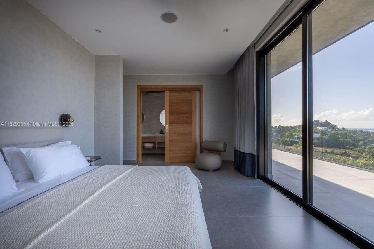 000 8g99+hr Las Terrenas, Dominican Republic, , FL 32000 Photo