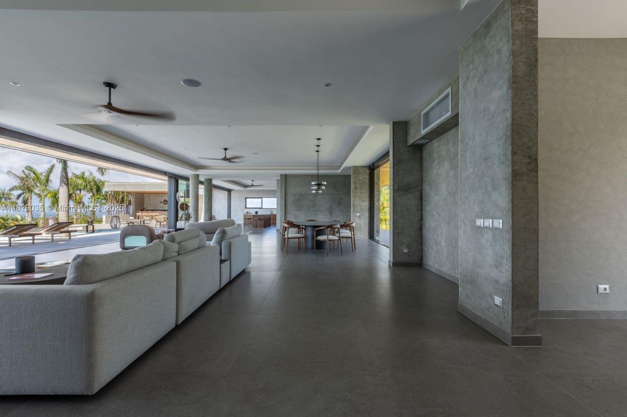 000 8g99+hr Las Terrenas, Dominican Republic, , FL 32000 Photo