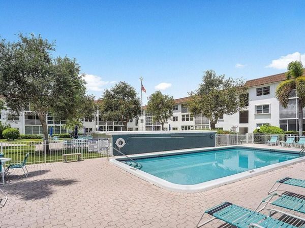 1501 S Ocean Blvd, Unit 307, Lauderdale By The Sea, FL 33062