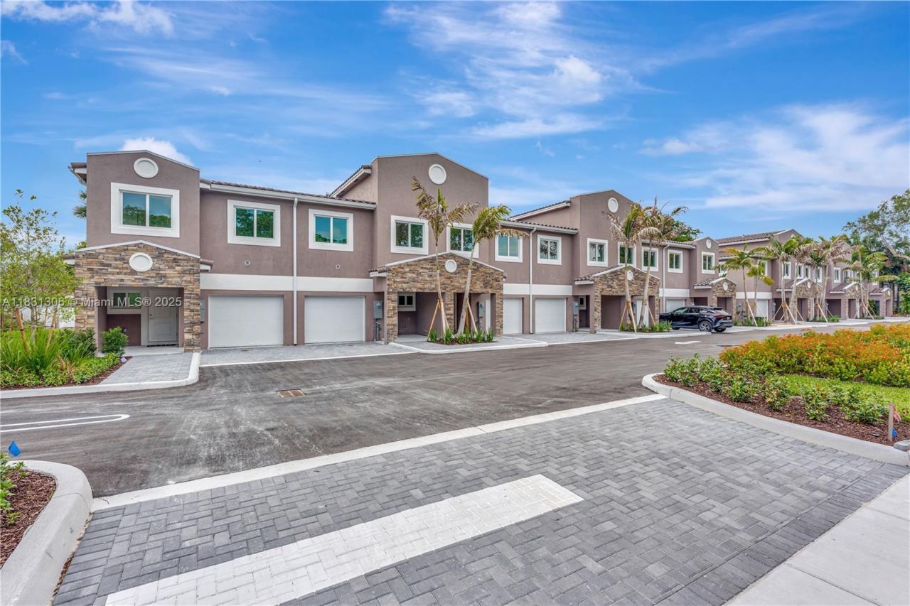 1563 NW 94th Way, Unit 09, Coral Springs, FL 33071 Photo