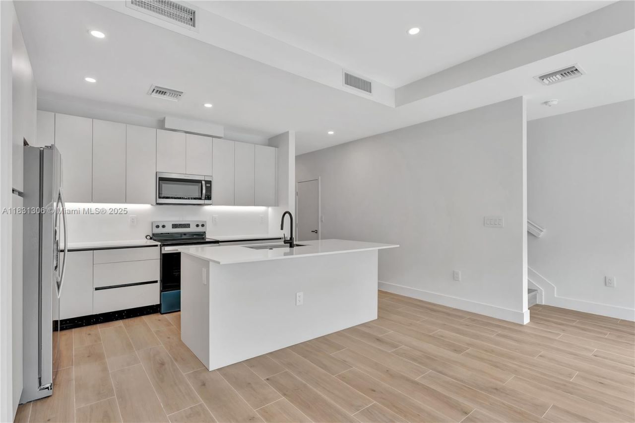 1563 NW 94th Way, Unit 09, Coral Springs, FL 33071 Photo