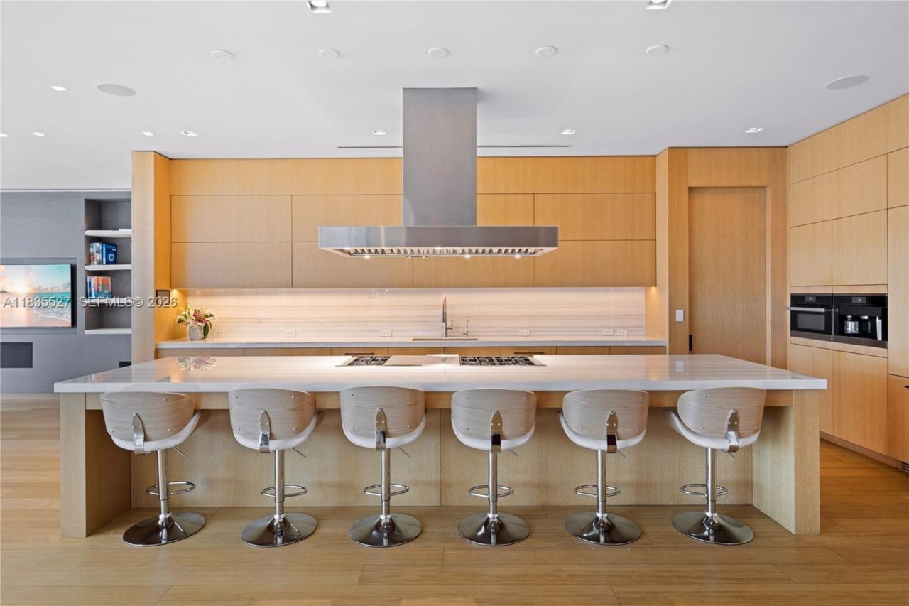 126 W San Marino Dr, Miami Beach, FL 33139 Photo