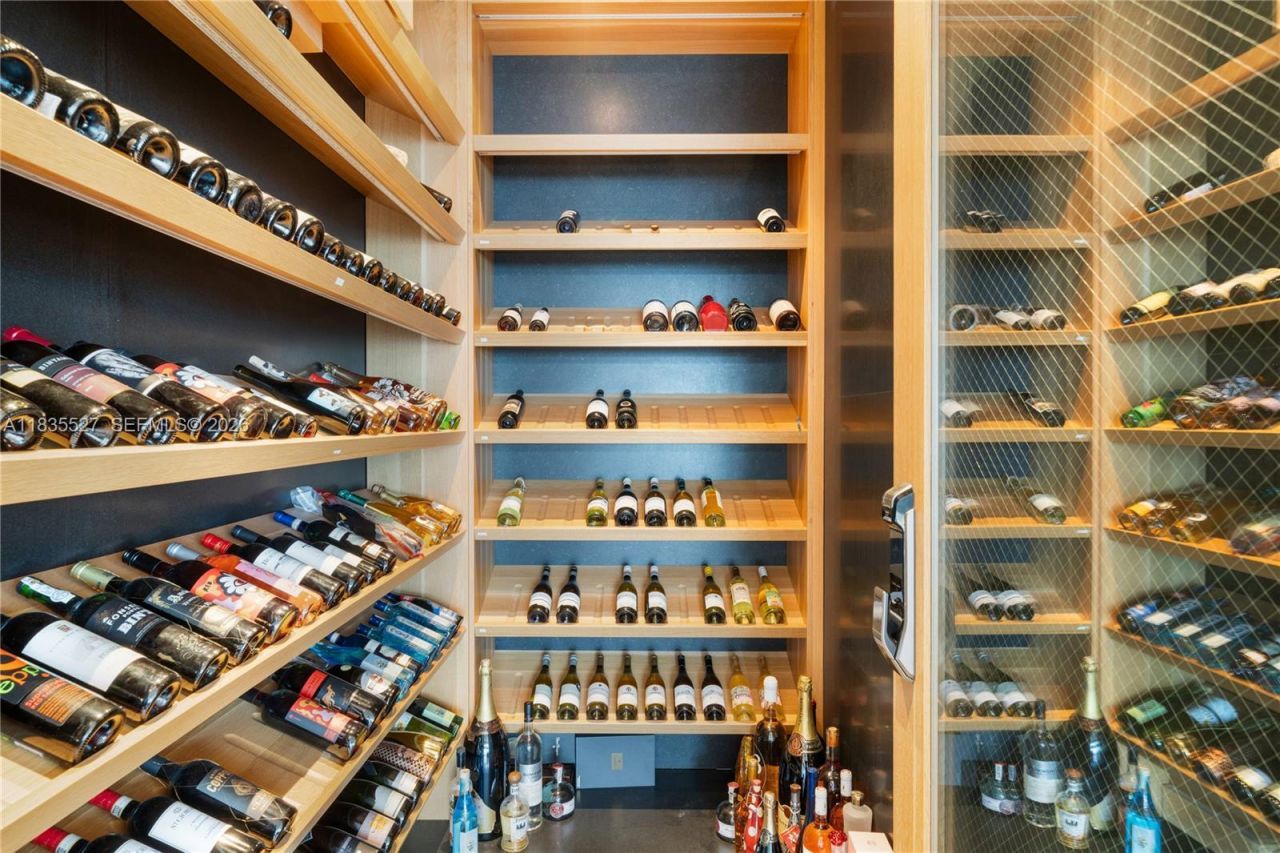 126 W San Marino Dr, Miami Beach, FL 33139 Photo