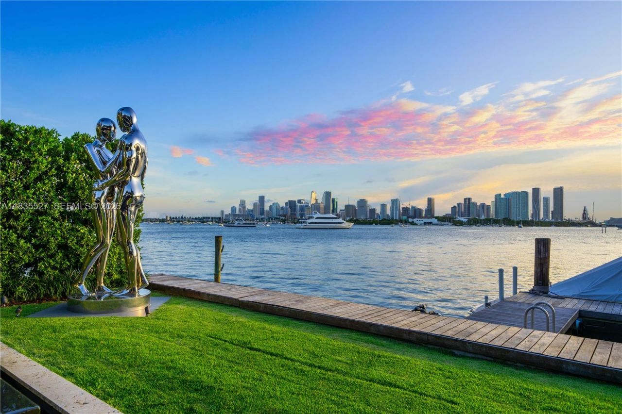 126 W San Marino Dr, Miami Beach, FL 33139 Photo