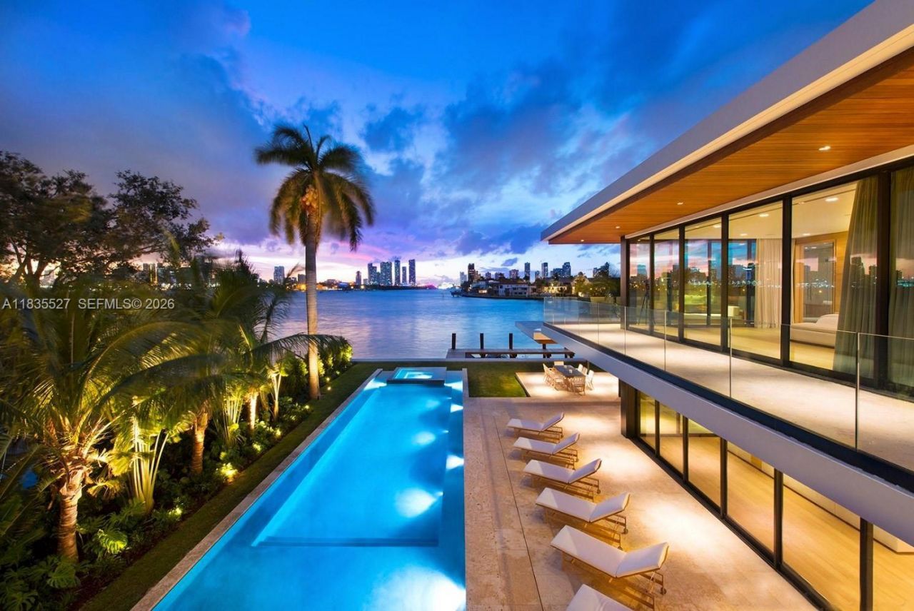 126 W San Marino Dr, Miami Beach, FL 33139 Photo