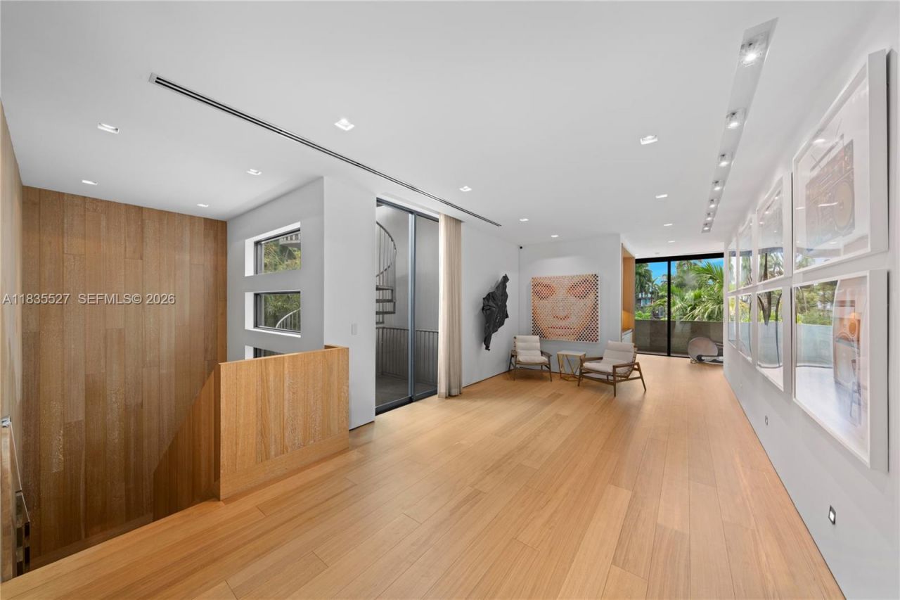 126 W San Marino Dr, Miami Beach, FL 33139 Photo