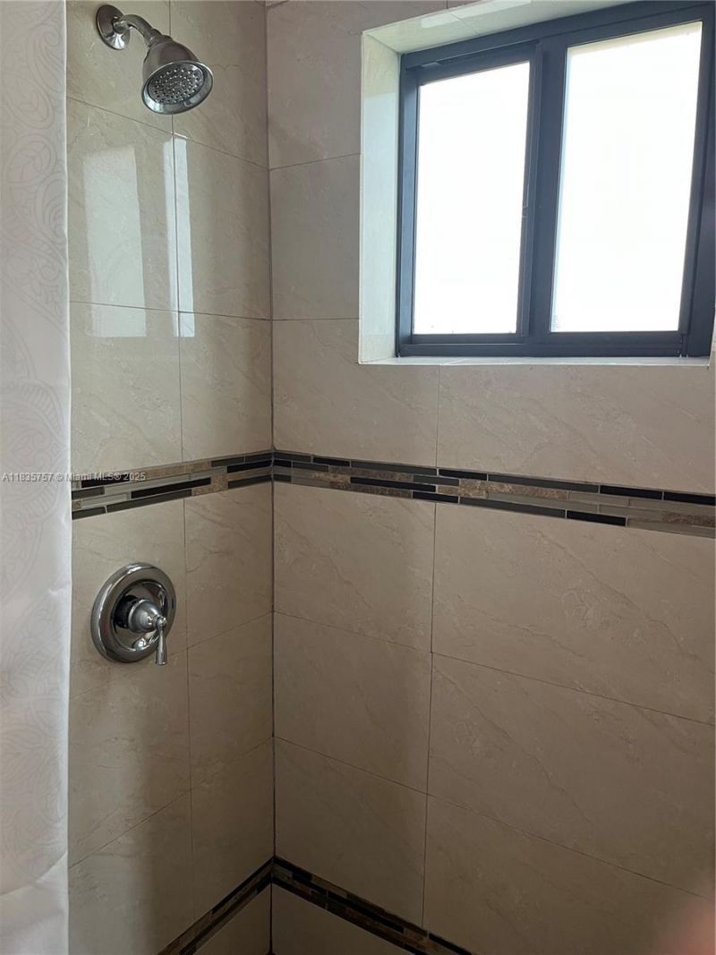 10851 SW 2nd St, Unit K111, Sweetwater, FL 33174 Photo