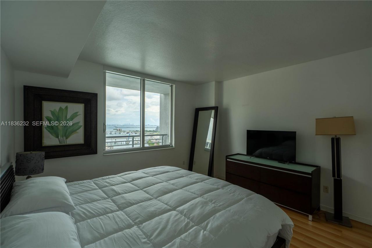 335 S Biscayne Blvd, Unit 3410, Miami, FL 33131 Photo