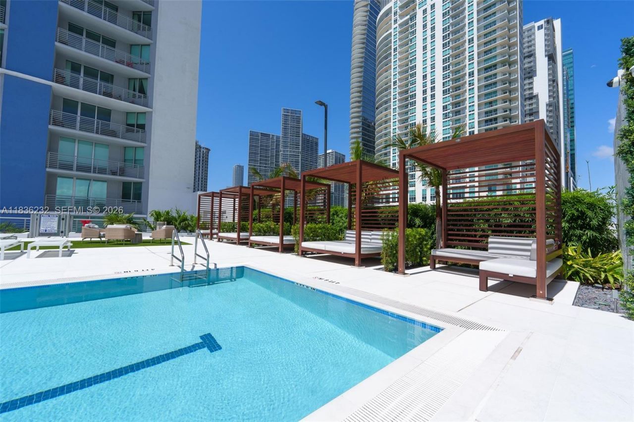 335 S Biscayne Blvd, Unit 3410, Miami, FL 33131 Photo