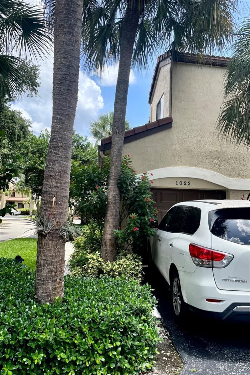 1022 NW 105th Ave, Unit D-119, Plantation, FL 33322 Photo