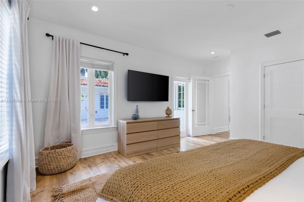 113 NE 101st St, Miami Shores, FL 33138 Photo