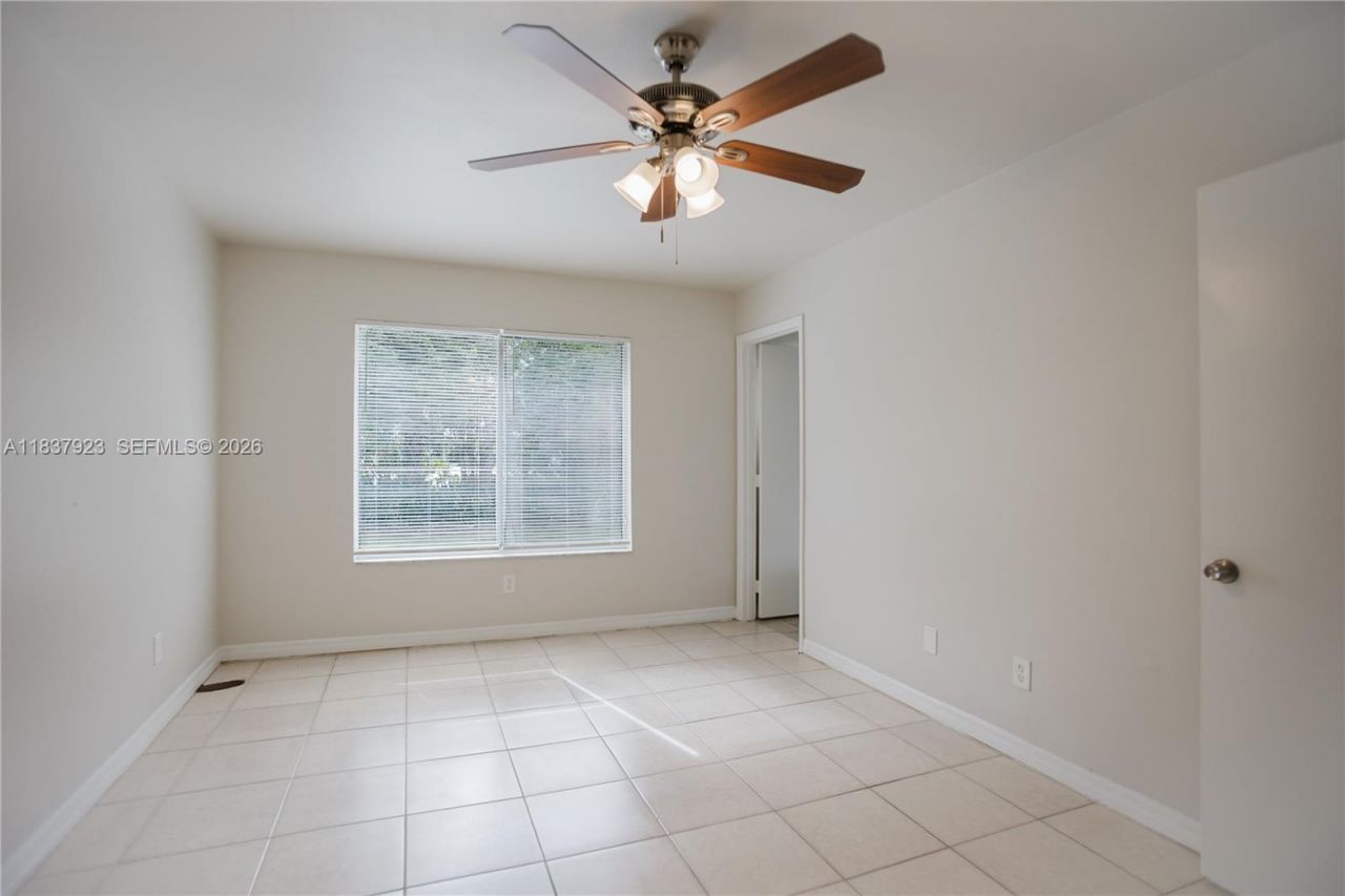 274 SW Bridgeport Dr, Port Saint Lucie, FL 34953 Photo