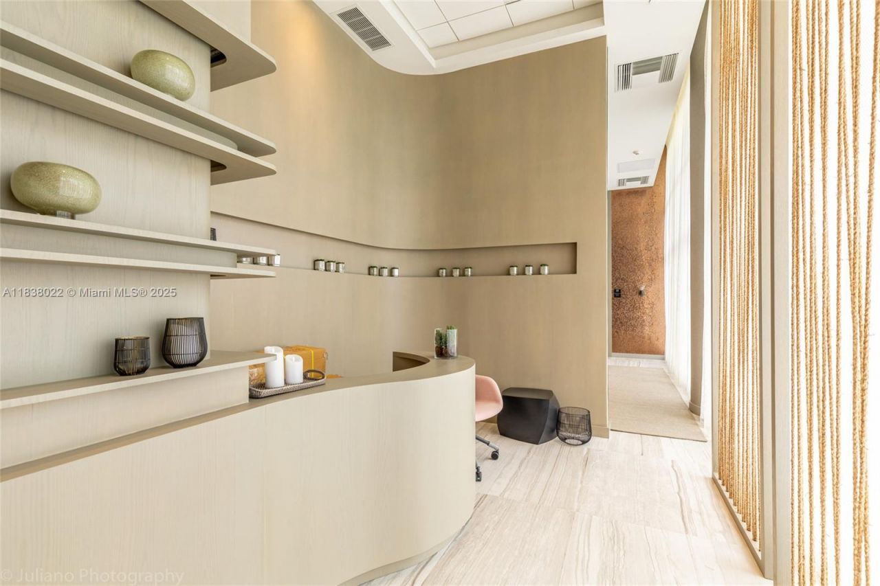 4010 S Ocean Dr, Unit R509, Hollywood, FL 33019 Photo