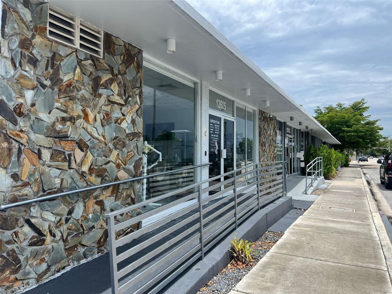 Confidentially NE 7 Th Ave, Miami, FL 33161 Photo