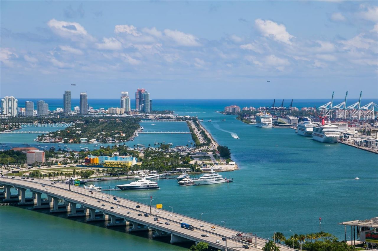 1600 NE 1st Ave, Unit 2004, Miami, FL 33132 Photo