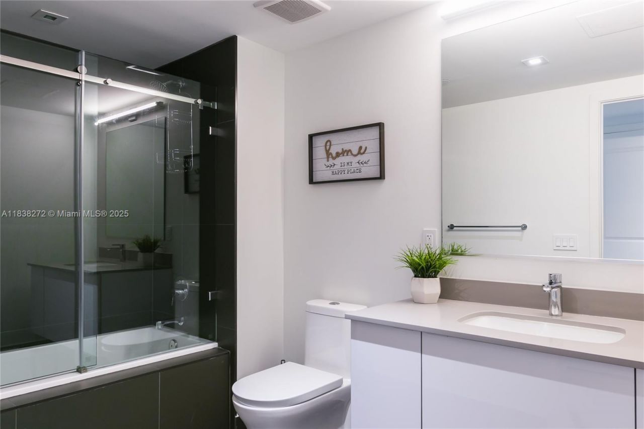 1600 NE 1st Ave, Unit 2004, Miami, FL 33132 Photo