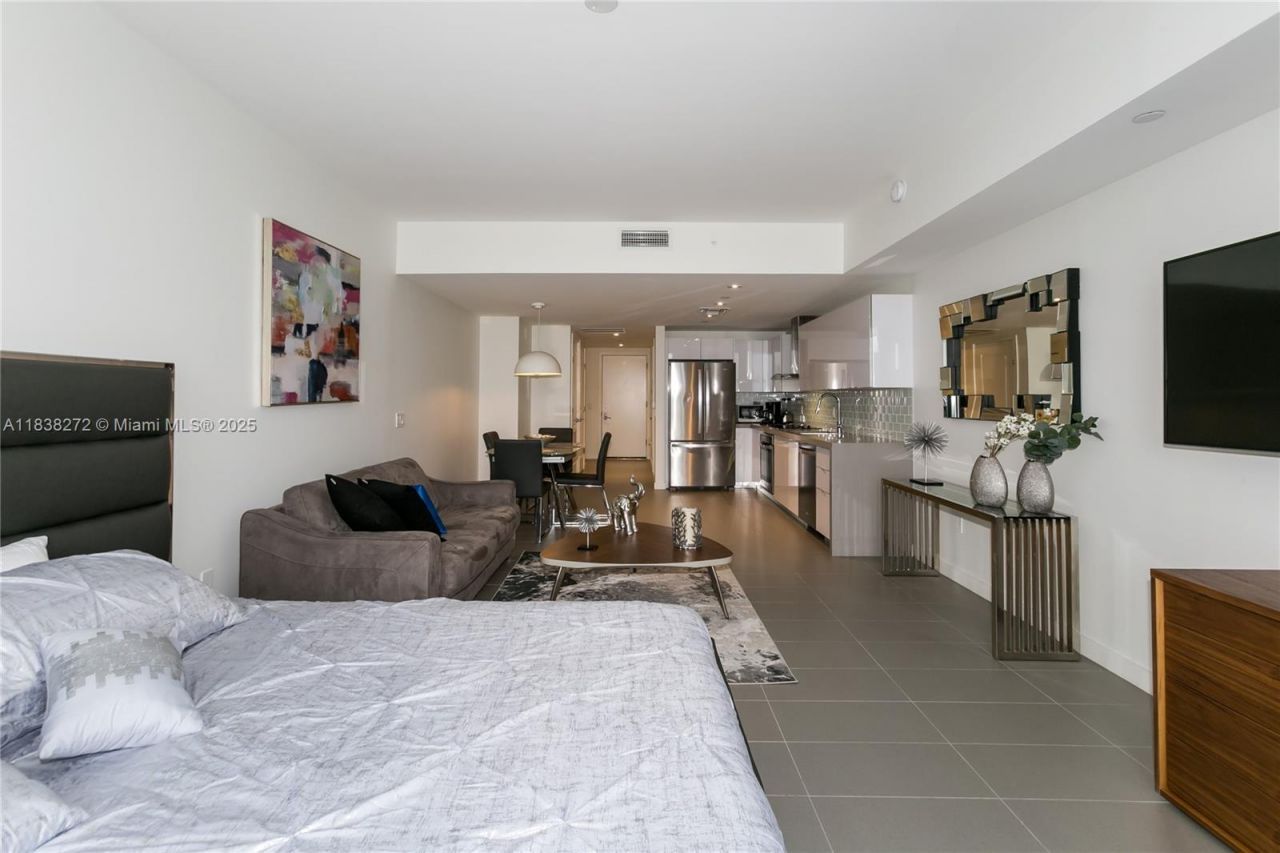 1600 NE 1st Ave, Unit 2004, Miami, FL 33132 Photo