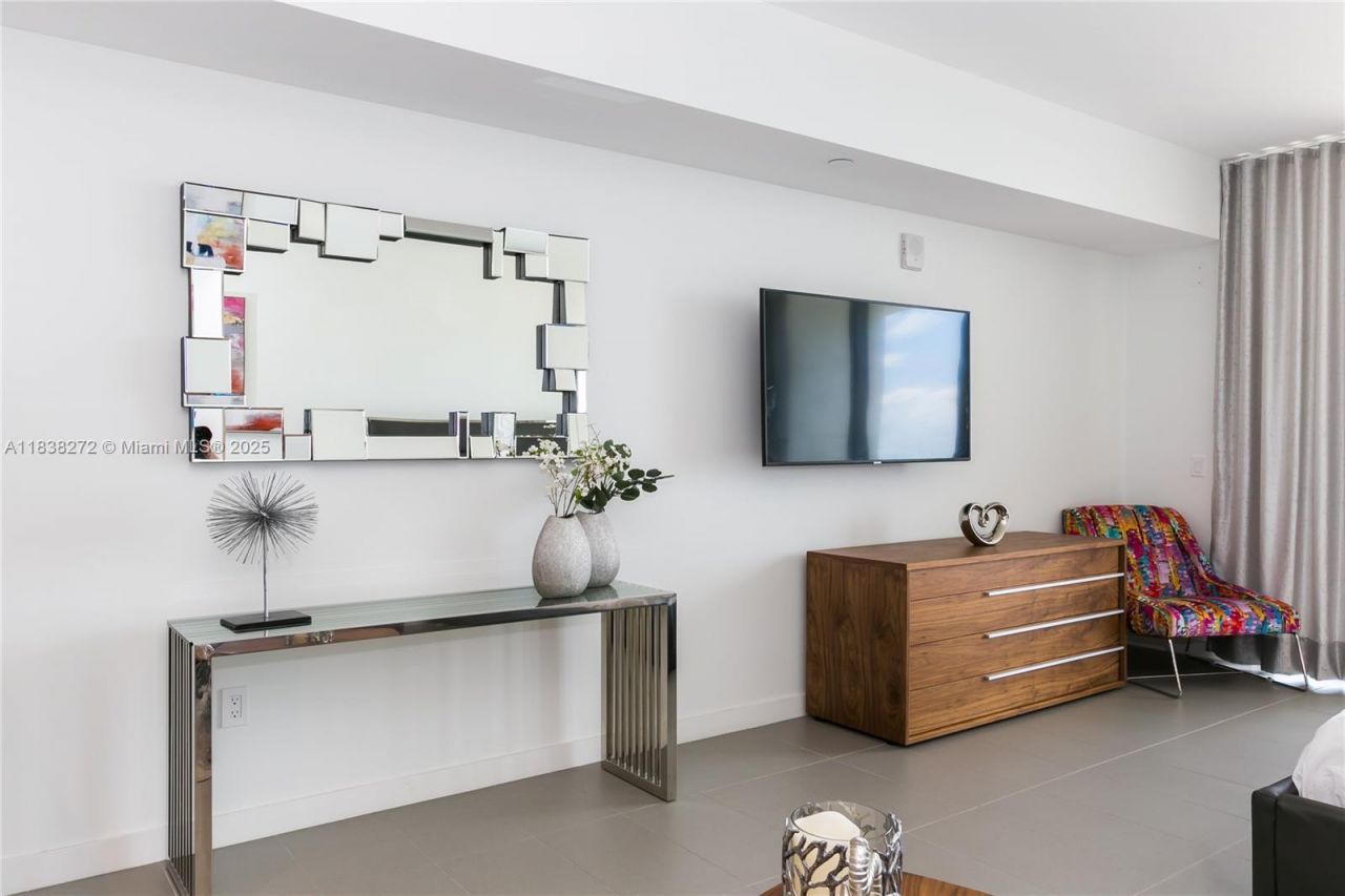 1600 NE 1st Ave, Unit 2004, Miami, FL 33132 Photo