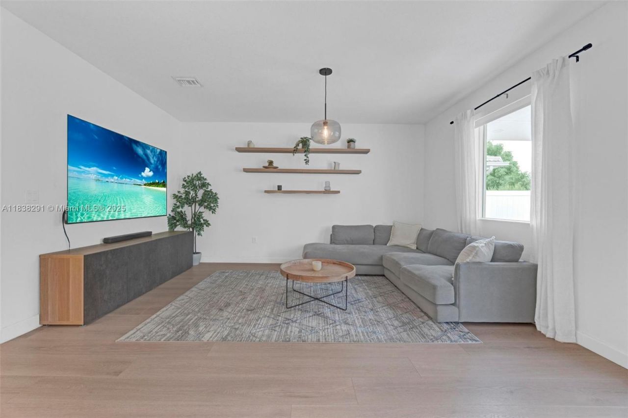 14864 SW 163rd Ter, Miami, FL 33187 Photo