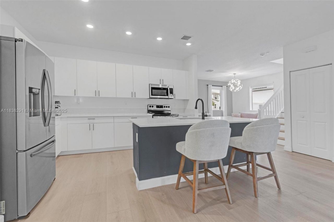 14864 SW 163rd Ter, Miami, FL 33187 Photo