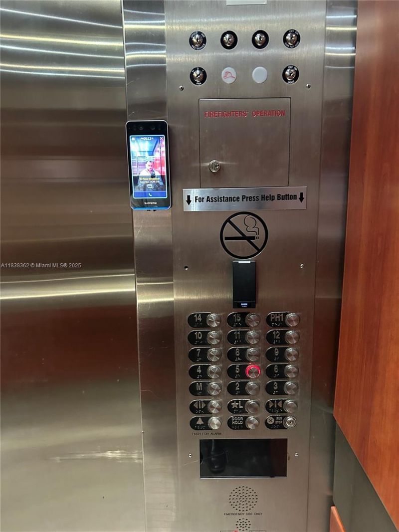 5401 Collins Ave, Unit 514, Miami Beach, FL 33140 Photo