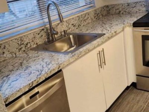 2501 NW 41st Ave, Unit 201, Lauderhill, FL 33313